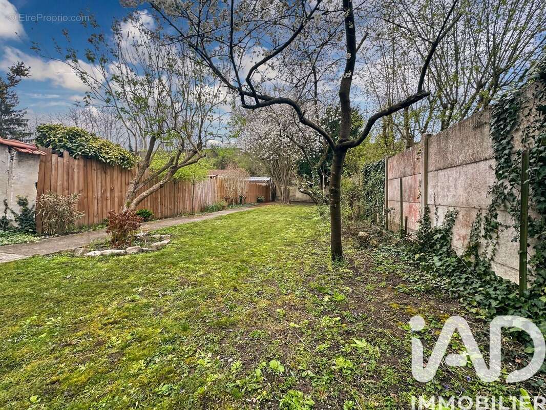 Photo 2 - Maison à CHELLES