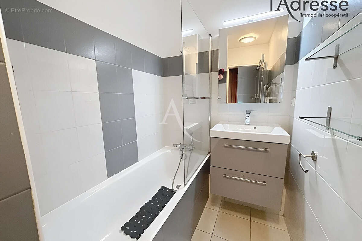 Appartement à SURESNES