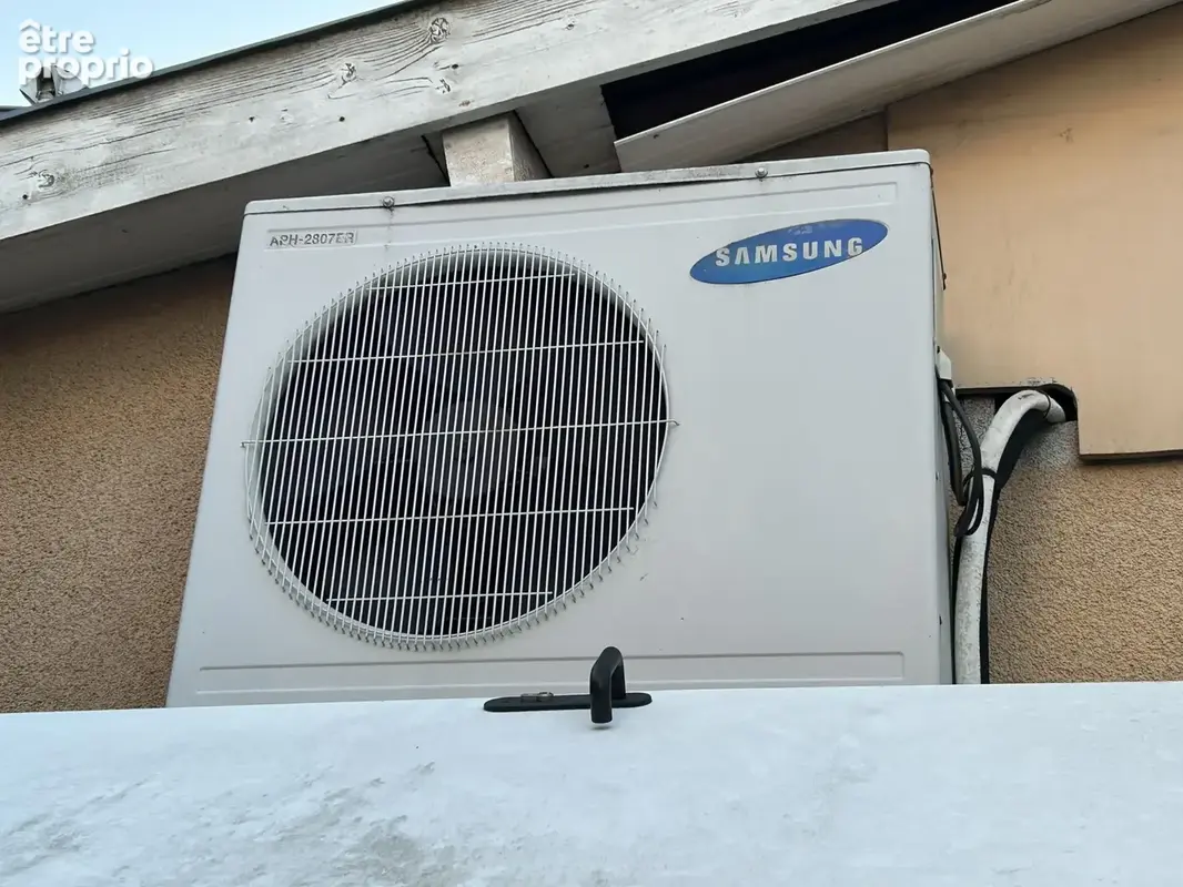 Immeuble / Ancien commerce à réhabiliter (95 m2 + grenier) — Limoges - photo 5