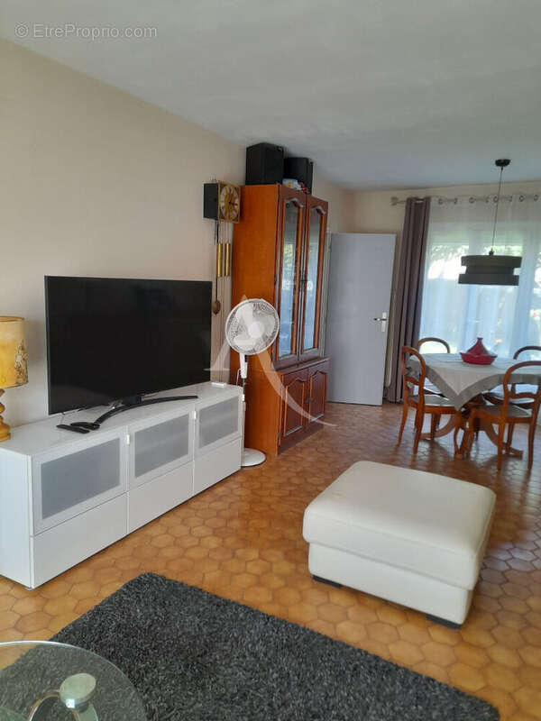 Maison à COMBS-LA-VILLE