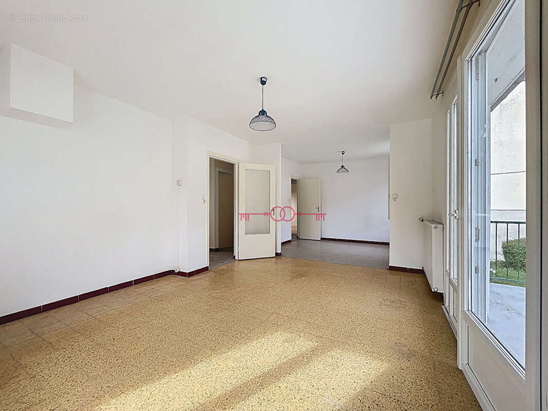À vendre : maison au coeur d'un cadre privilégié à Champillon - photo 2