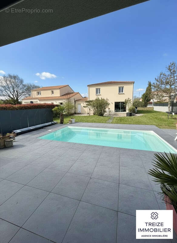 Maison à LA LIMOUZINIERE