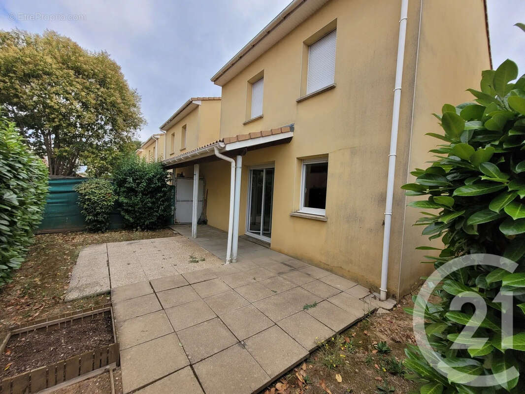 Maison 84 m² à Gaillac  - photo 12