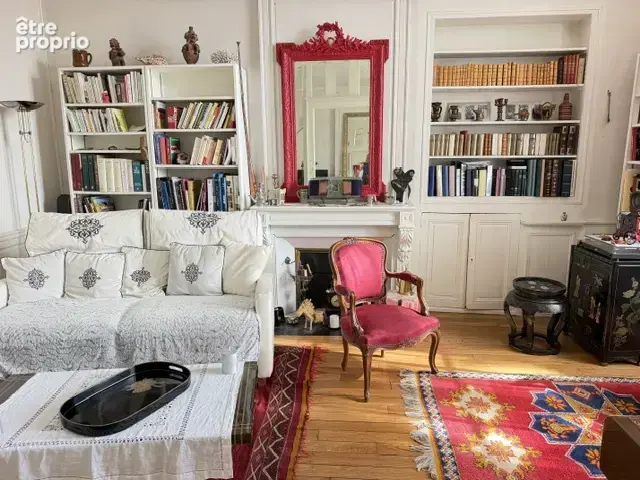 ORLEANS-RECOUVRANCE- Appartement ancien de 121m2 en duplex avec garage- - photo 9
