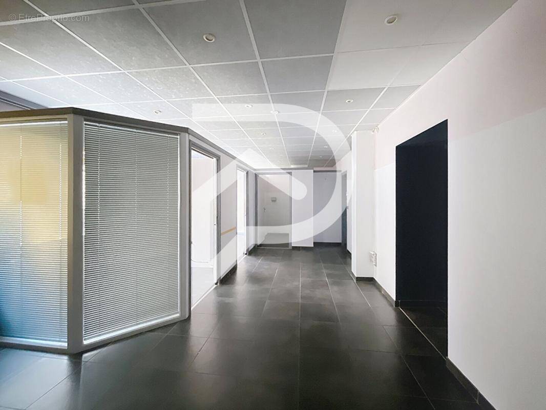 Commerce à BOULOGNE-SUR-MER