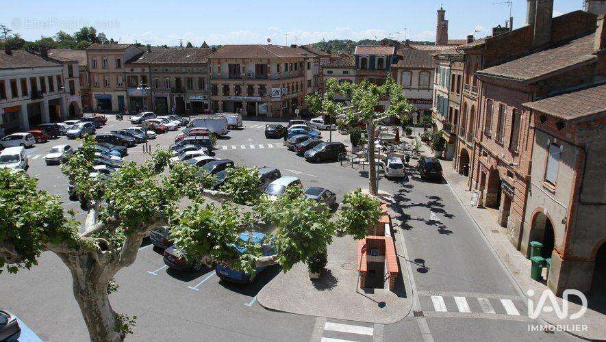 Photo 5 - Commerce à L'ISLE-JOURDAIN