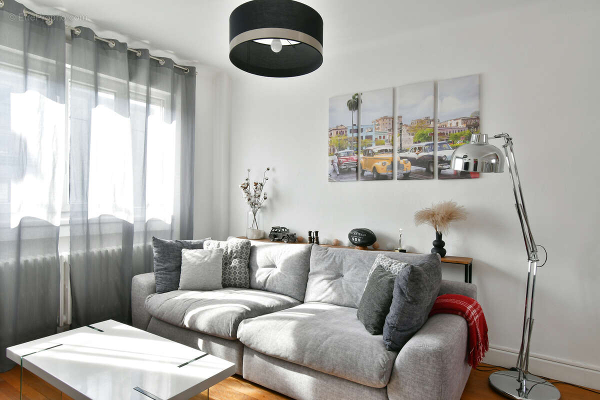 Maison familiale avec petit jardin et garage - photo 6