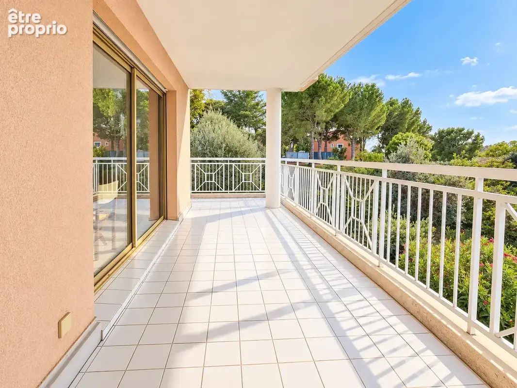Grand 4 pièces 96 m2   Terrasse   Piscine   Domaine sécurisé - photo 6