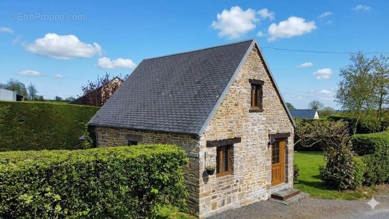Ensemble immobilier - activite touristique- a vendre – maison + 3 gîtes – piscines – 1 ha - villedieu-les-poêles (manche, norman - photo 2