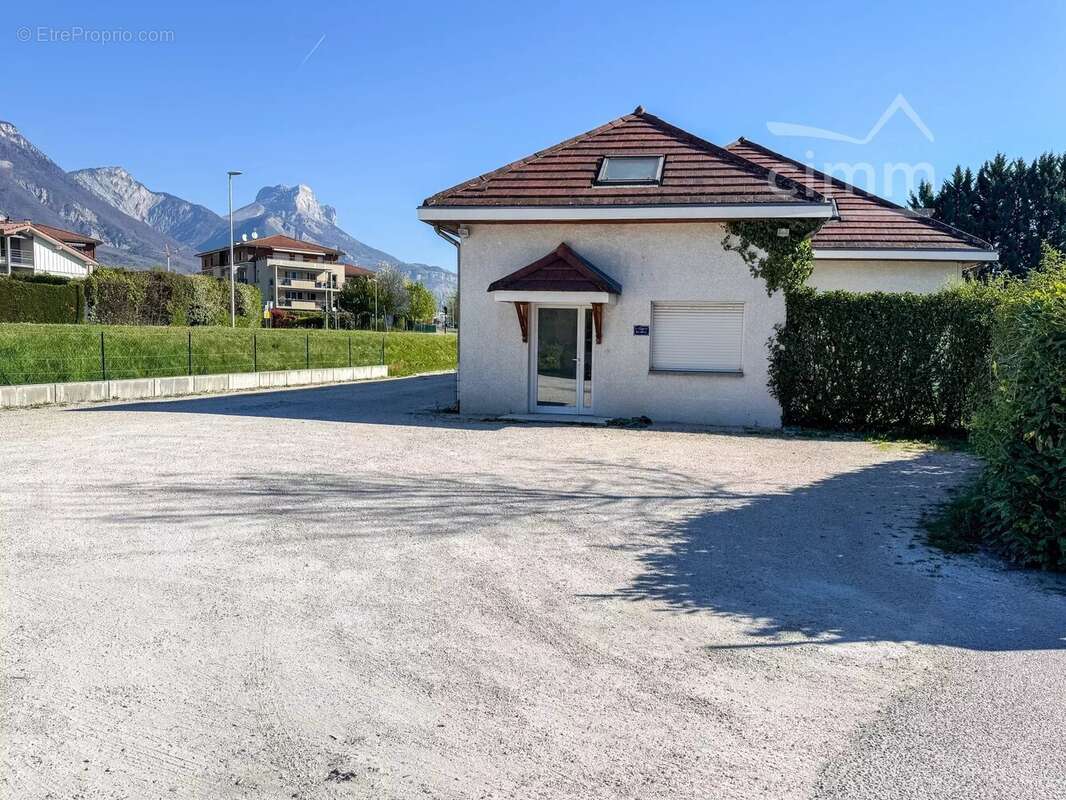 Maison à MONTBONNOT-SAINT-MARTIN