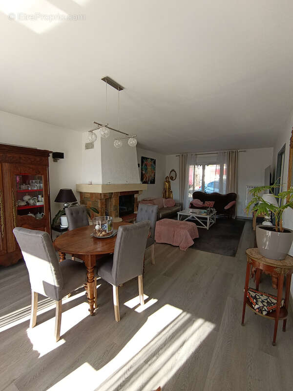 Maison à BURES-SUR-YVETTE