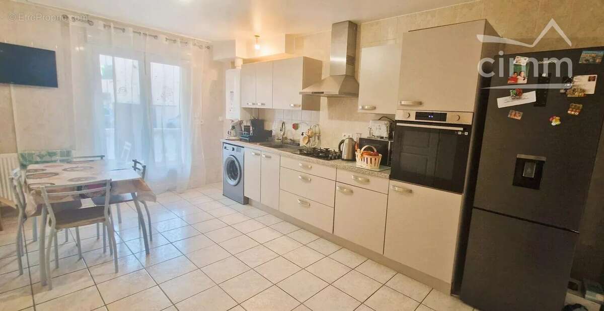 Appartement à LA TOUR-DU-PIN