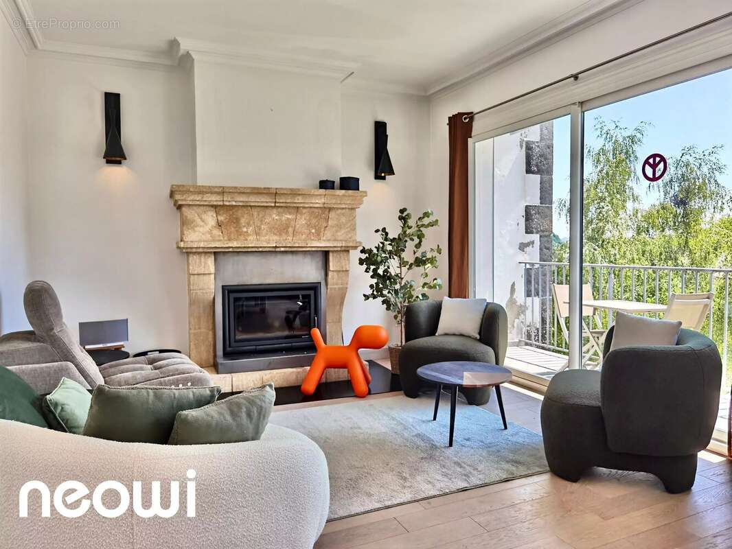 L’exception contemporaine – 340 m² sur 4 niveaux avec ascenseur privatif - photo 2