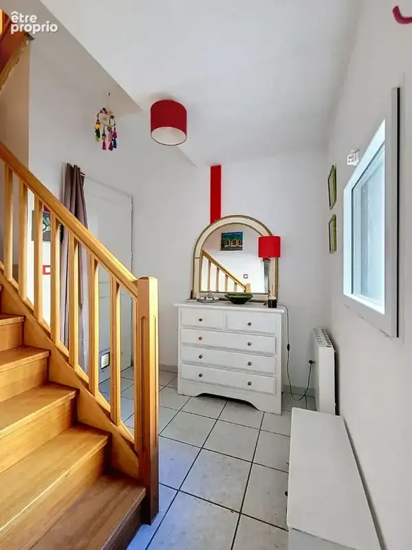 Neuville-sur-Saône - T3 de 58,44m² avec parking et faibles charges - photo 7