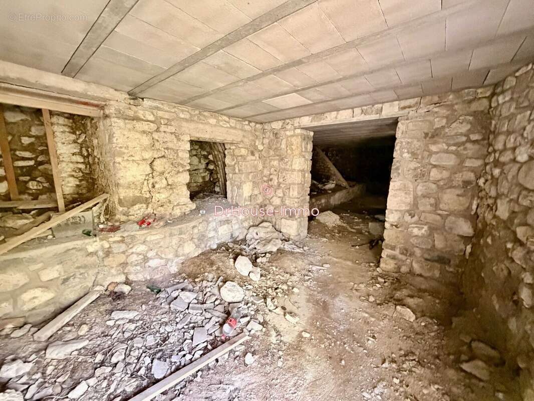 Terrain à BUIS-LES-BARONNIES