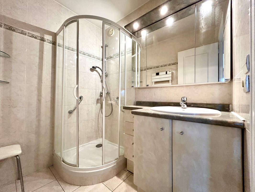 Appartement à ECHIROLLES