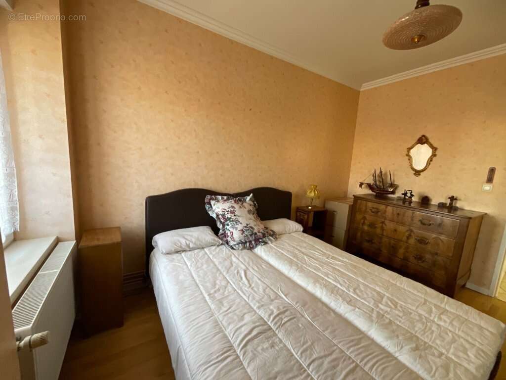 Appartement à ANDREZIEUX-BOUTHEON
