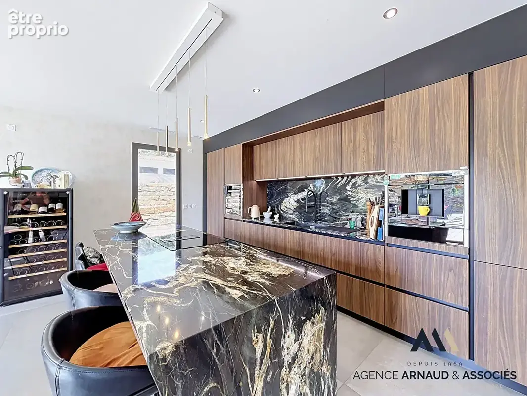 Maison d'Exception à La Cadière d'Azur - Élégance et Confort Moderne - photo 5