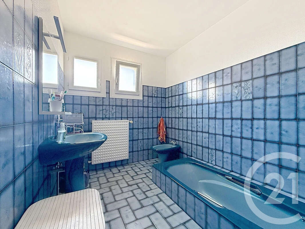 Maison 160 m² à Morieux  - photo 8