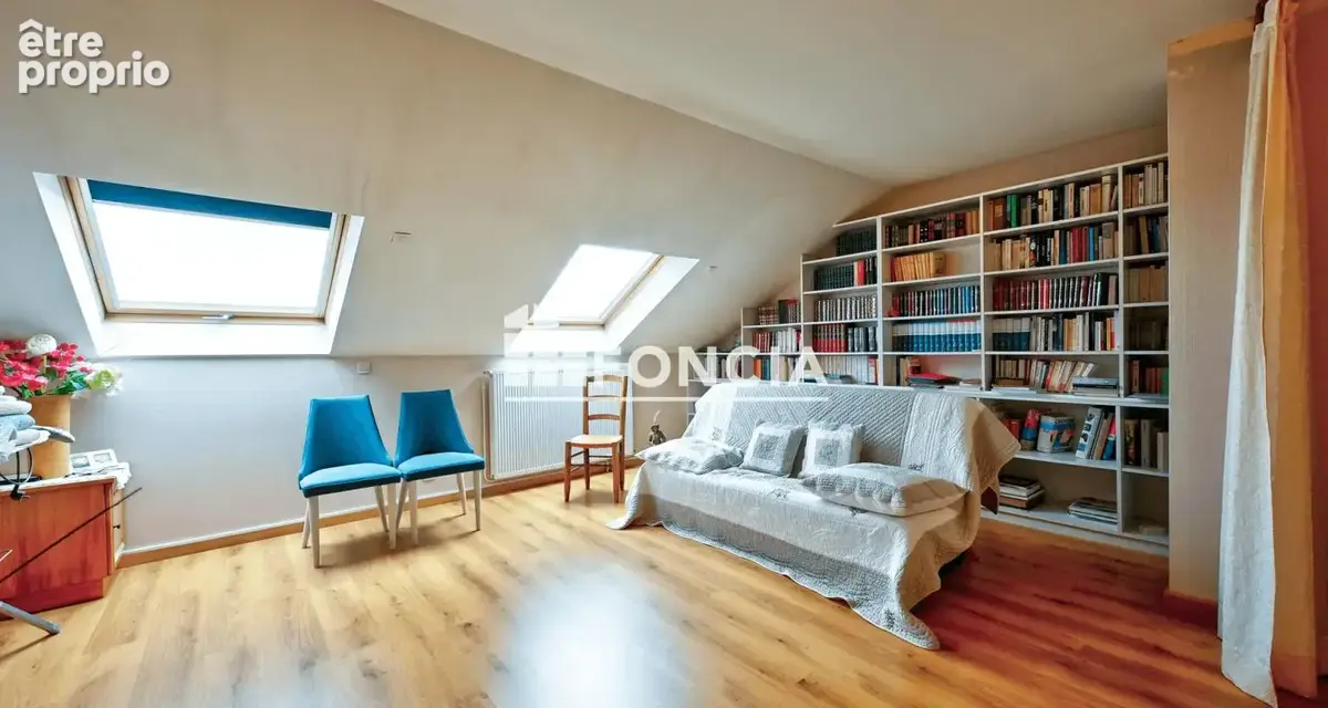 À vendre – superbe duplex de standing de 166 m² - photo 9
