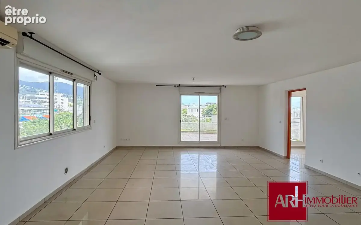 Appartement 4 pièces 101 m² à vendre à Saint-Denis (97490) - photo 6
