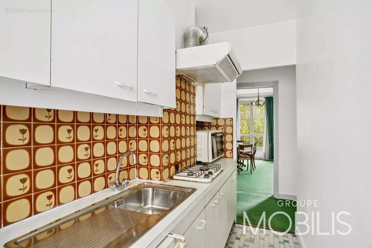 Appartement à PARIS-18E