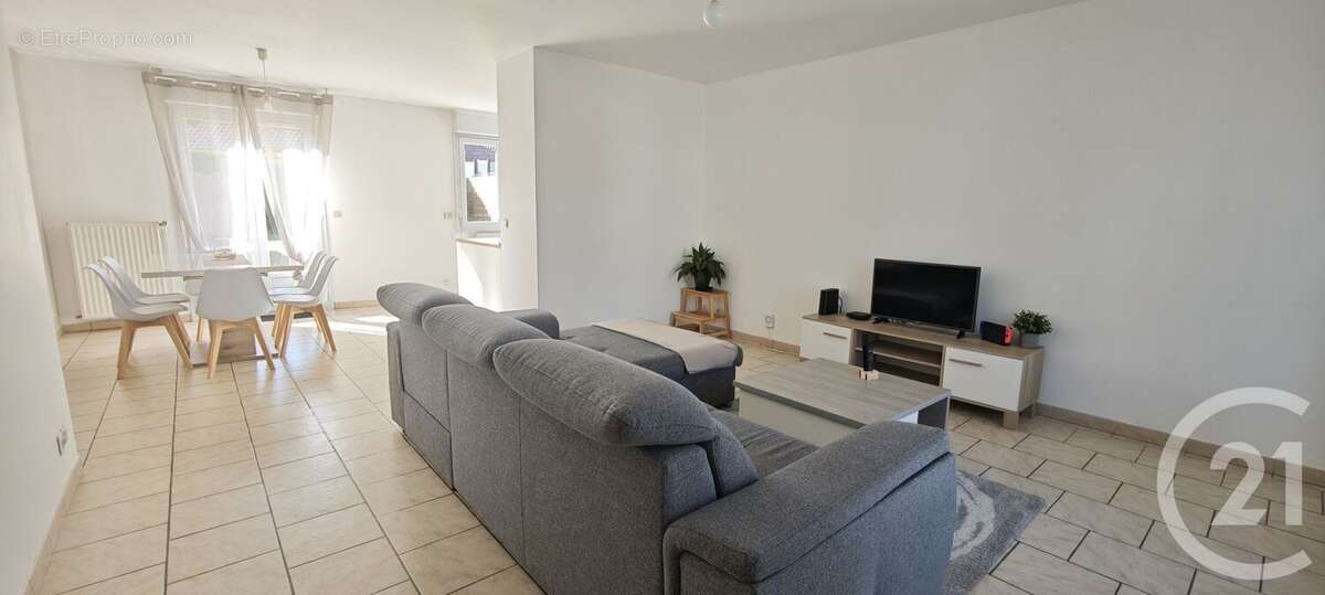 Maison à SAINT-DENIS-LES-PONTS