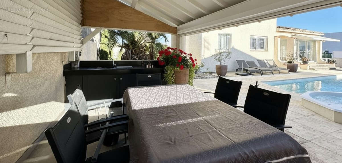 Maison 123 m² à Saint-Cyprien  - photo 9