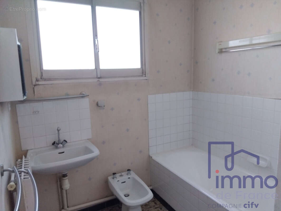 Appartement 51 m² à Le Puy-En-Velay  - photo 8