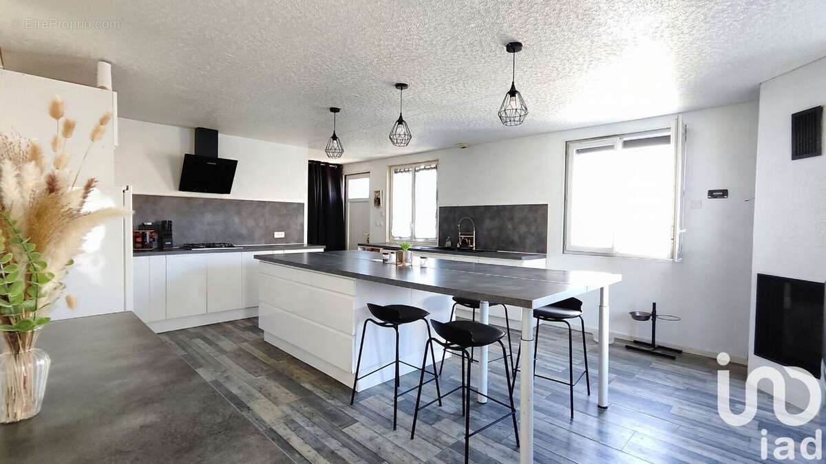 Photo 3 - Maison à MONTCEAU-LES-MINES