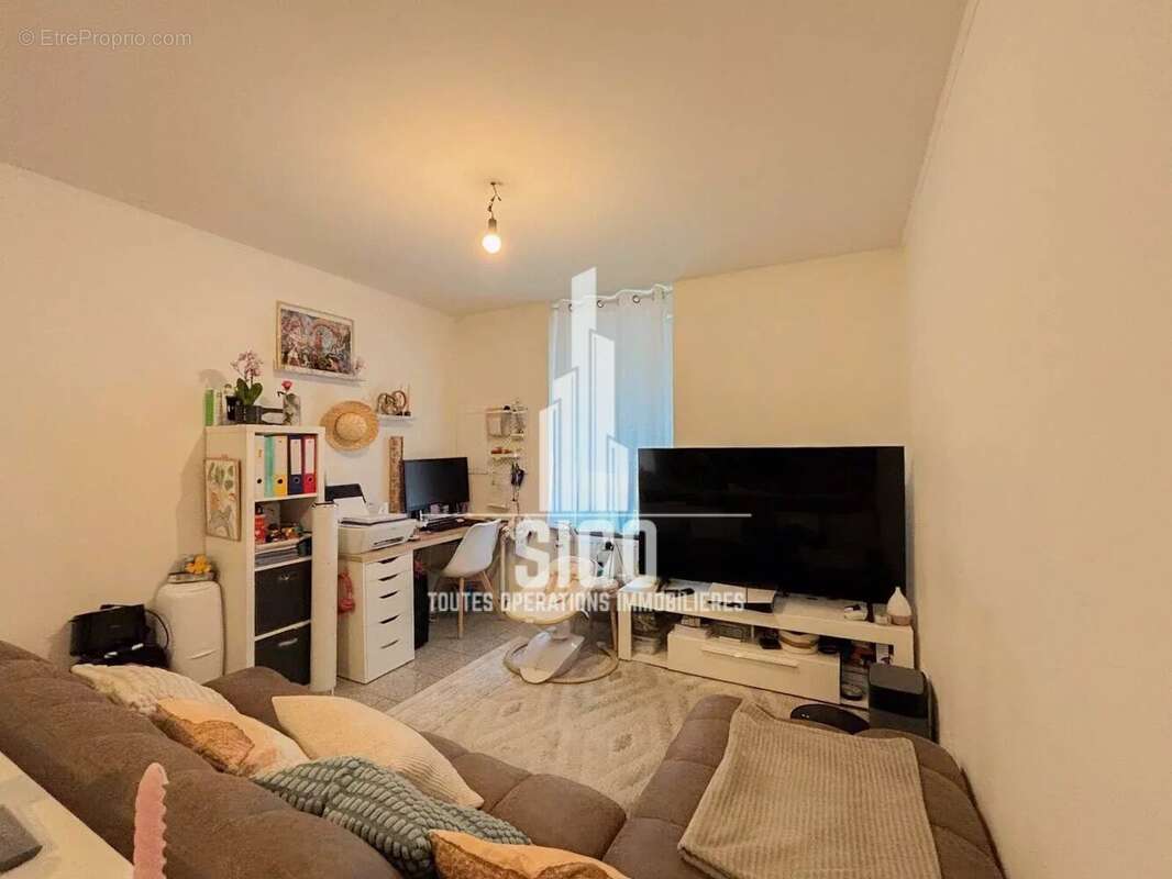 Appartement à GIDY