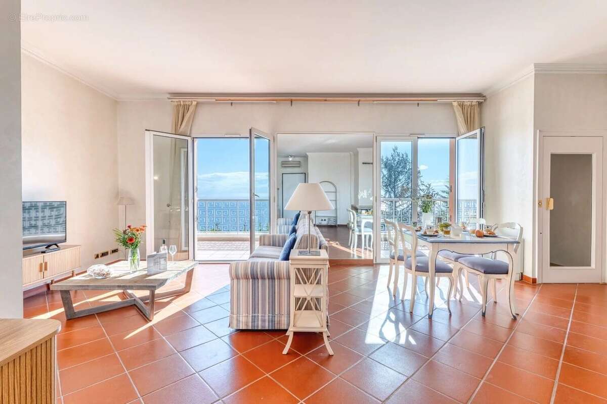 Maison à BEAUSOLEIL