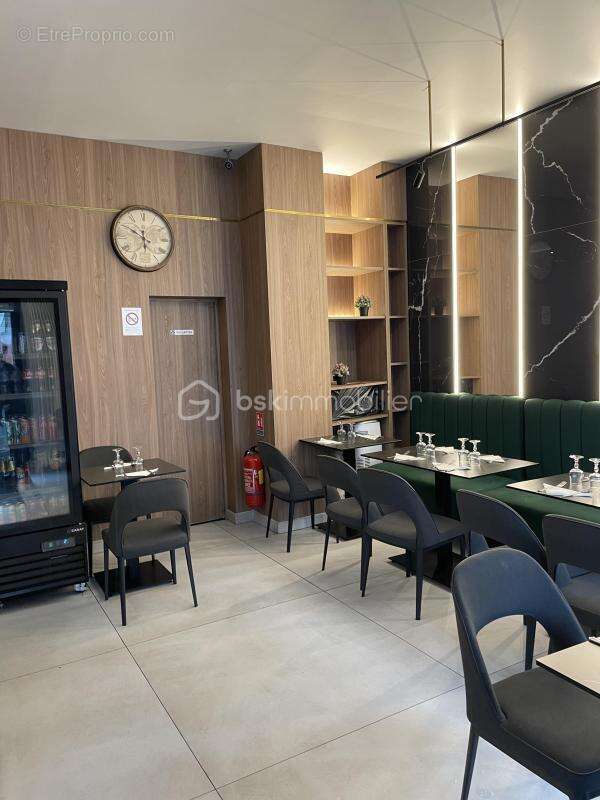 Commerce à MONTROUGE