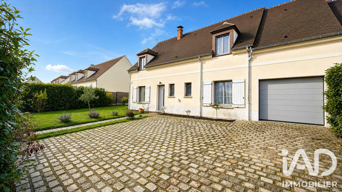 Photo 1 - Maison à SENLIS