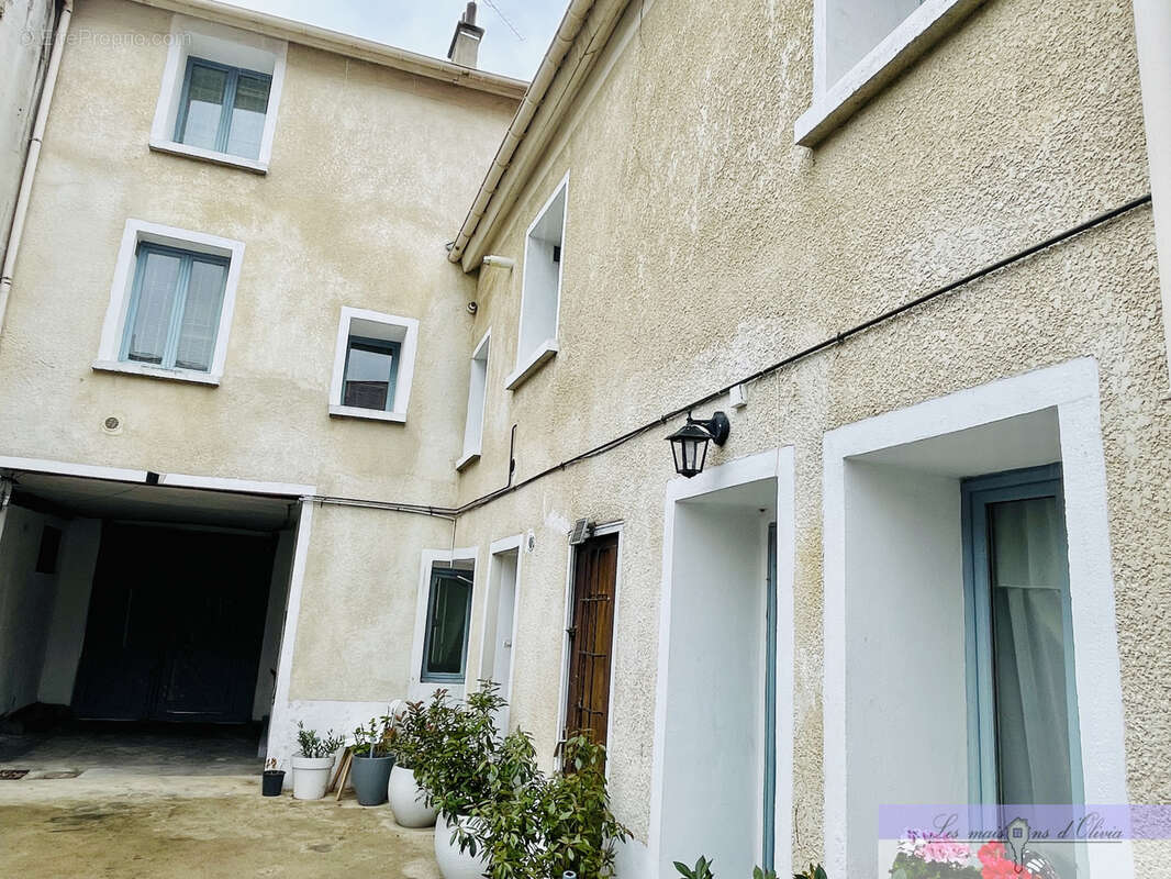 Maison à SUCY-EN-BRIE