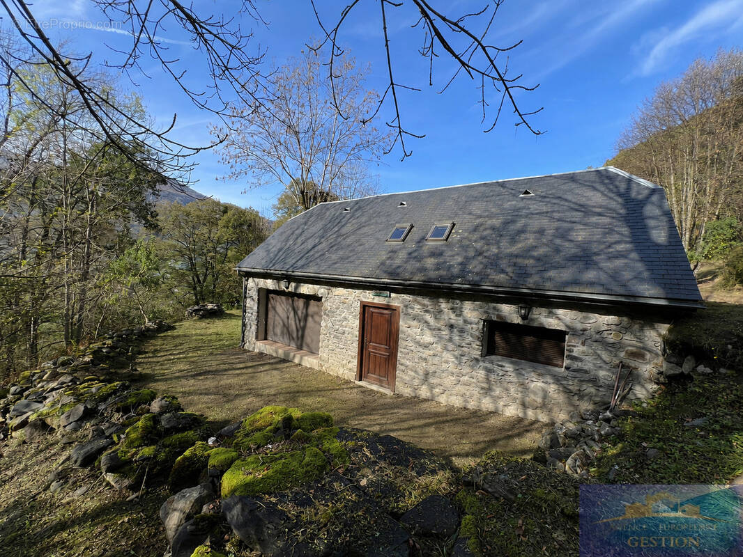 Maison à VILLELONGUE