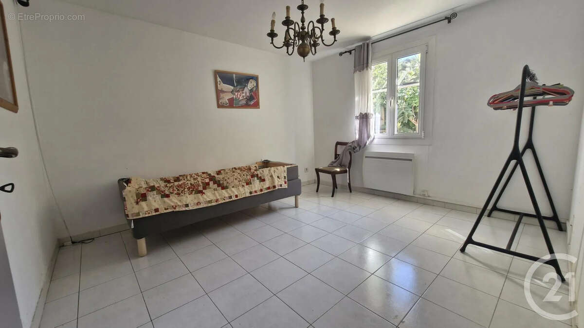 Maison à SIX-FOURS-LES-PLAGES