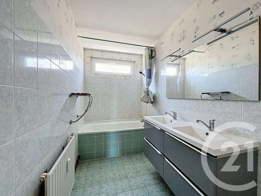Appartement à QUETIGNY