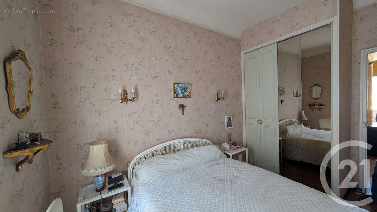 Appartement 51 m² à Marseille-4e  - photo 4