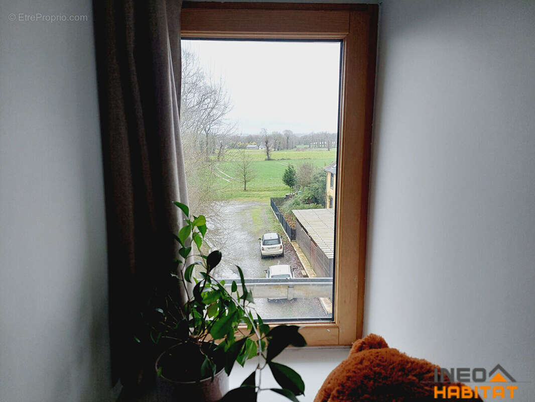 Appartement à MELESSE