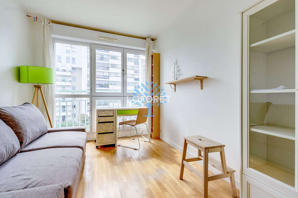 Appartement à PARIS-20E