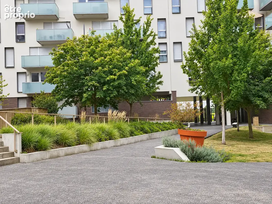 Capinghem - humanicité - t3 dernier étage - balcon - double parking - dpe b - photo 11