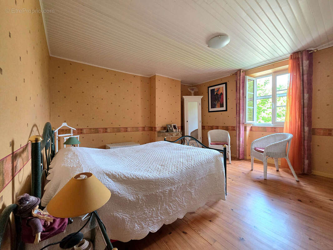 Maison à MONTMEYRAN