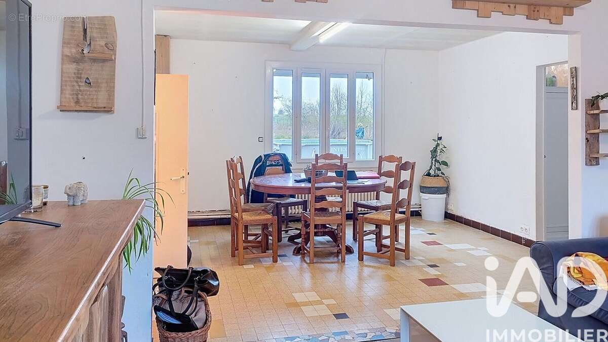 Photo 5 - Maison à DAMPIERRE