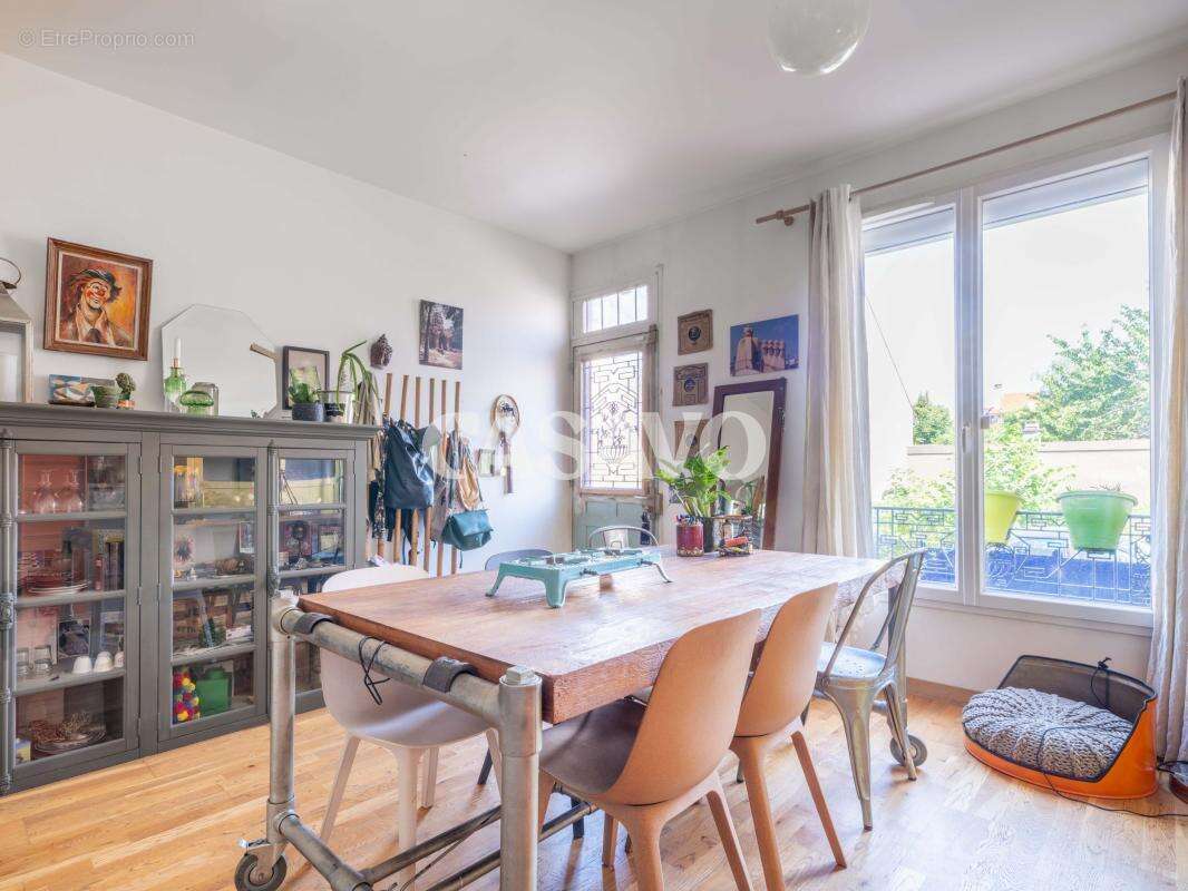 Maison à VITRY-SUR-SEINE