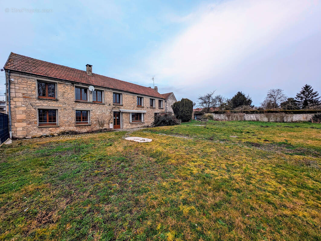 Maison à PRECY-SUR-OISE