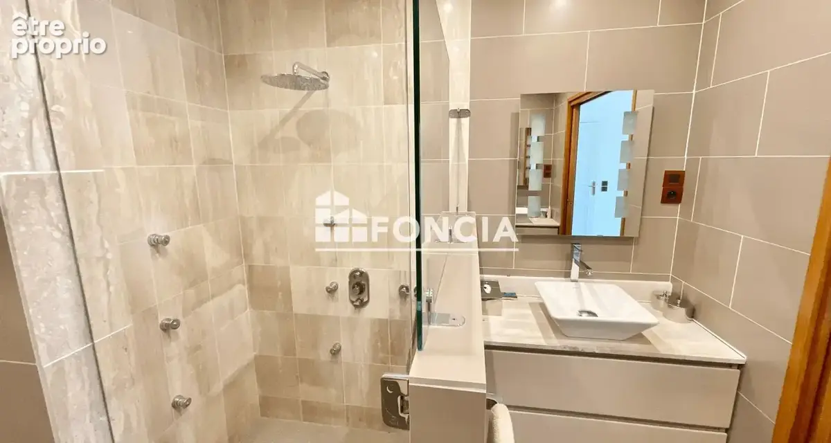 Maison de 243 m2 - 6 chambre - terrain de 967 m2 - photo 10