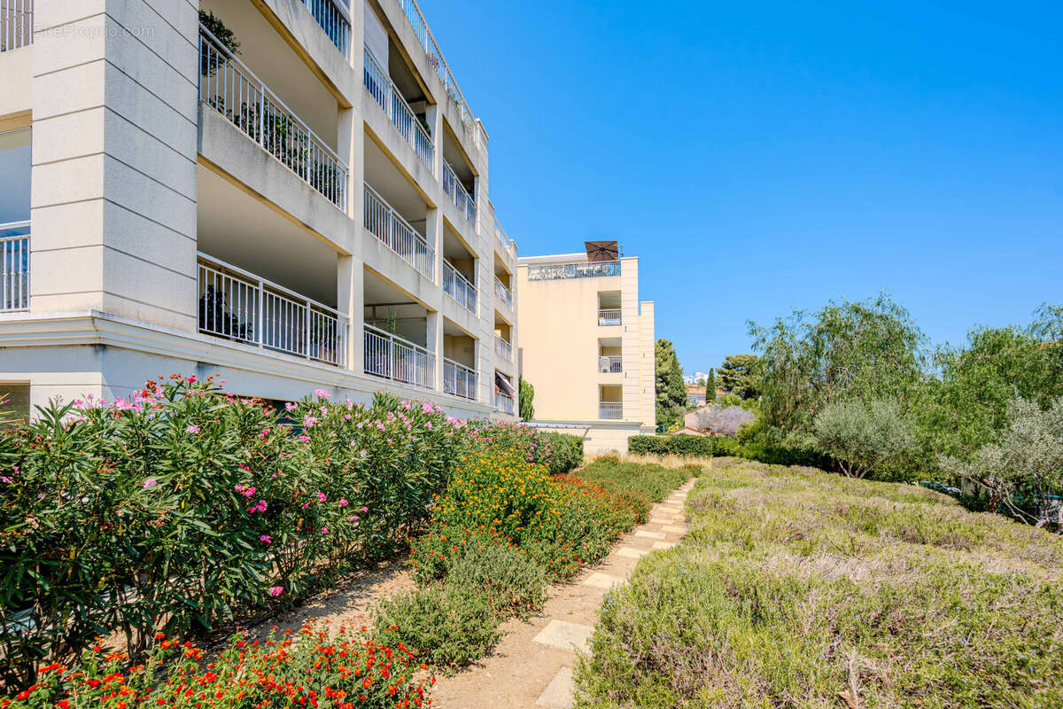 Appartement à HYERES