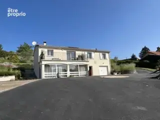 Maison à NANTEUIL-EN-VALLEE