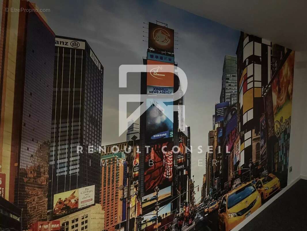 Maison à SAINT-ETIENNE-DU-ROUVRAY